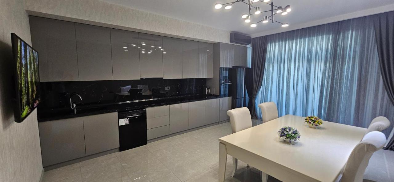 באקו Vip Loft Apartment מראה חיצוני תמונה